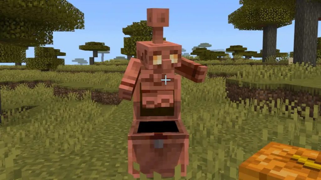 Minecraft Copper Golem in chest